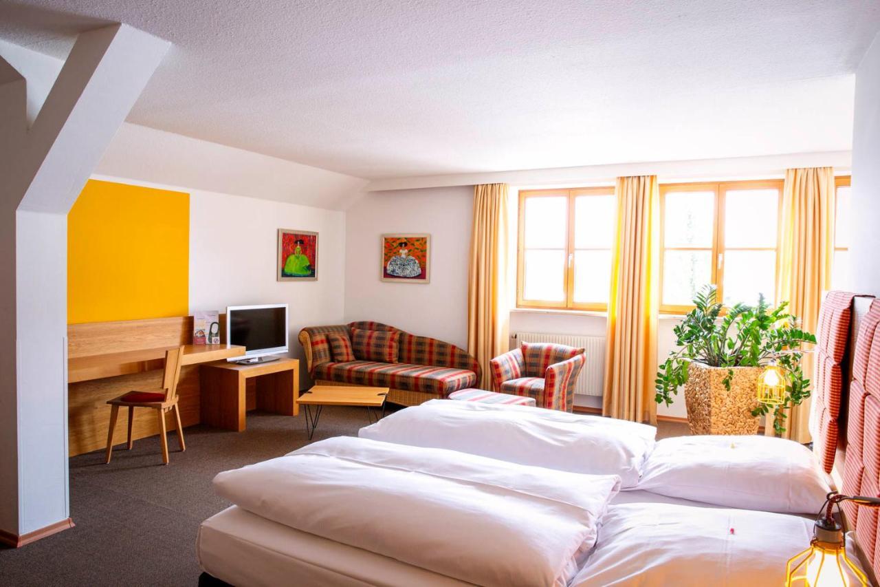 Hotel Gut Schwaige Ebenhausen Bagian luar foto