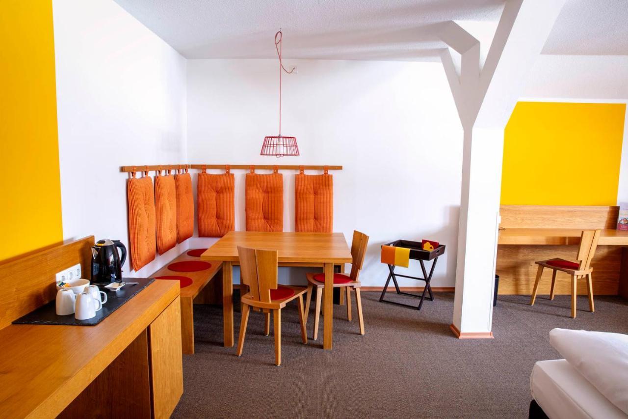 Hotel Gut Schwaige Ebenhausen Bagian luar foto