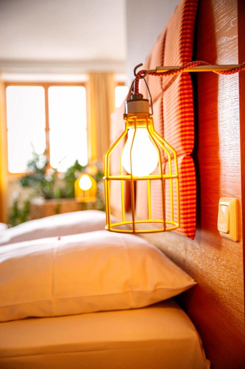 Hotel Gut Schwaige Ebenhausen Bagian luar foto